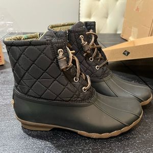 Women's Saltwater Quilted Duck Booties